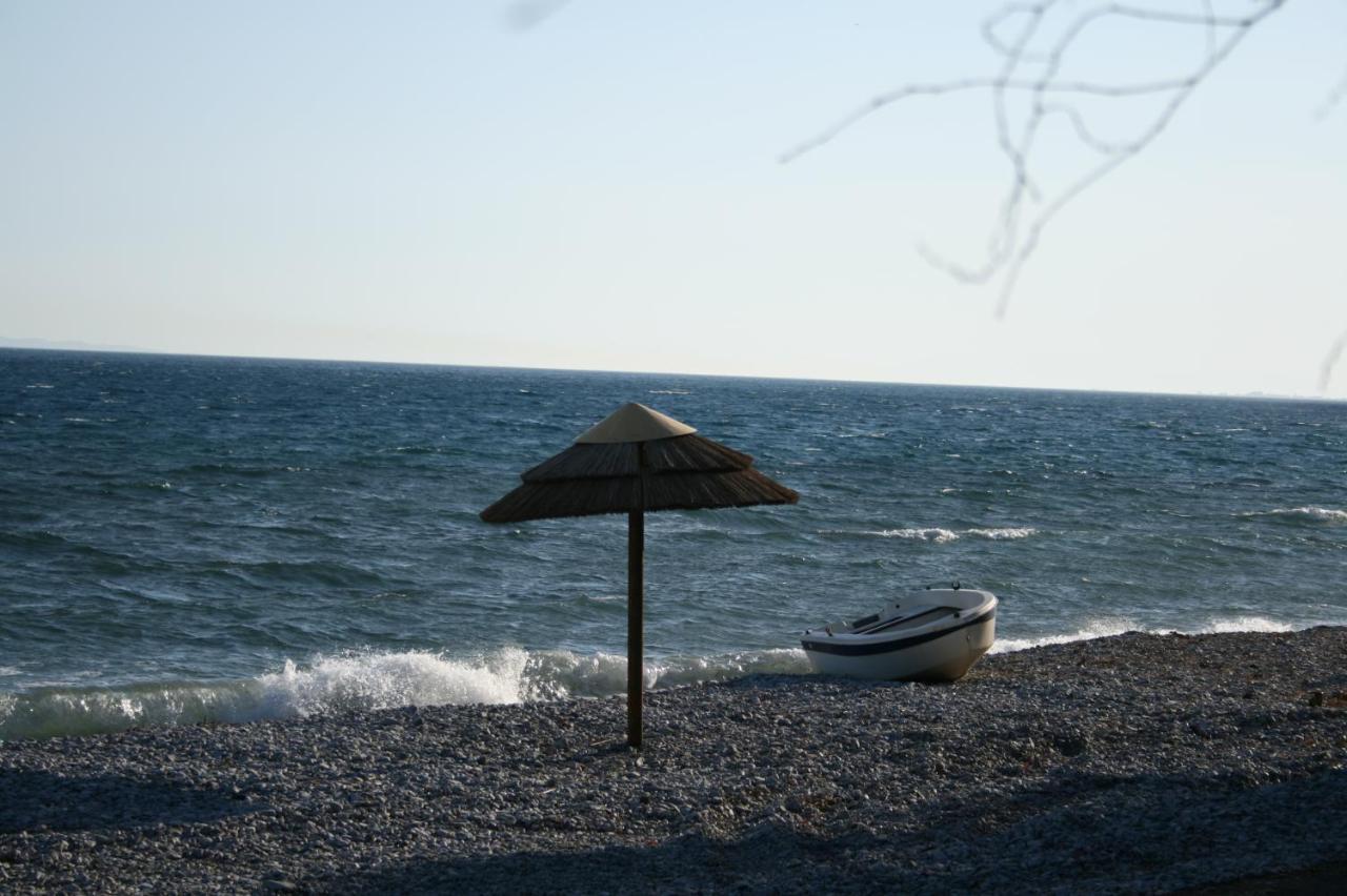 Nafpaktos Cottage By The Sea For Travelers And Dreamers! Dış mekan fotoğraf