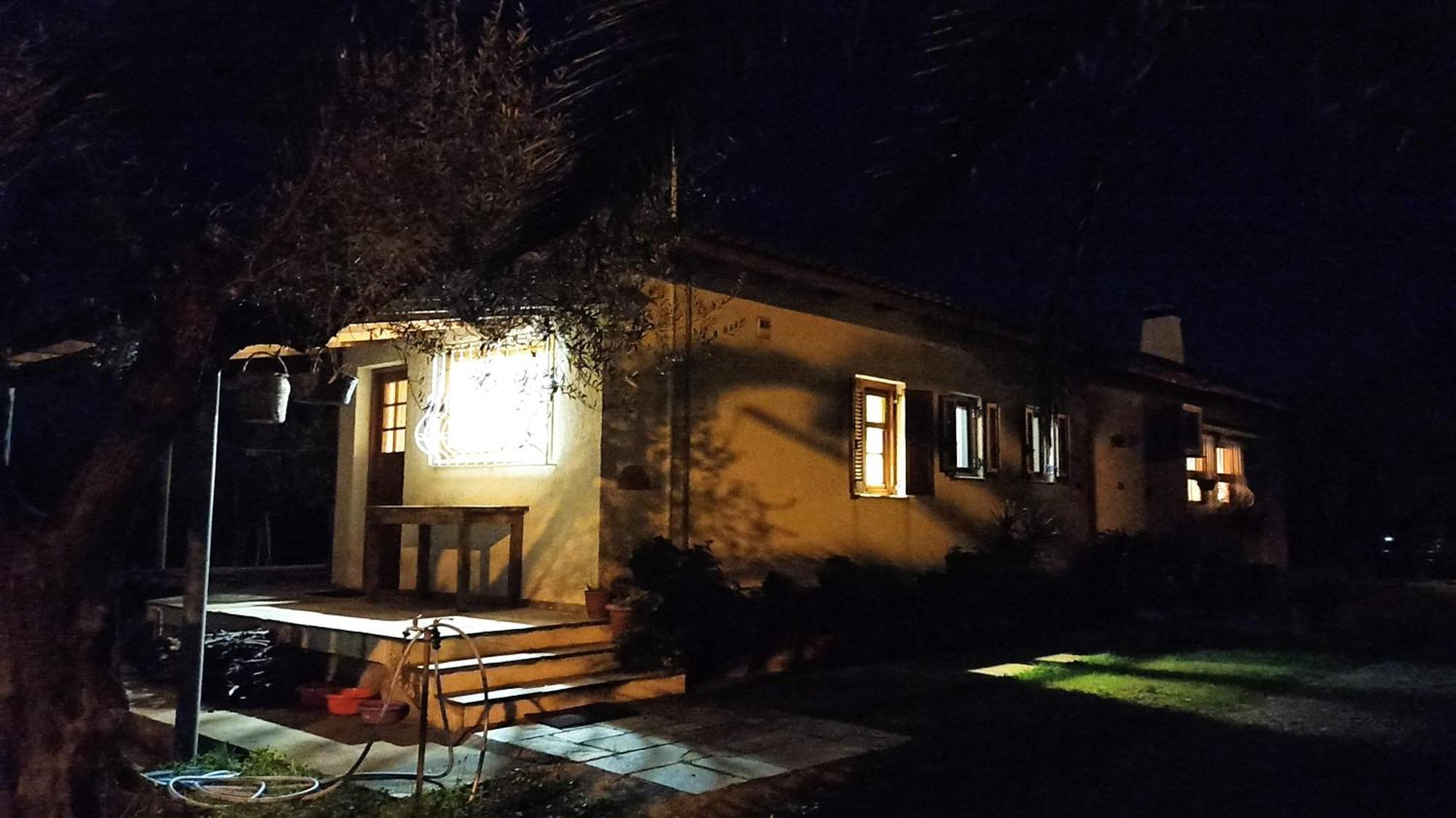 Nafpaktos Cottage By The Sea For Travelers And Dreamers! Dış mekan fotoğraf